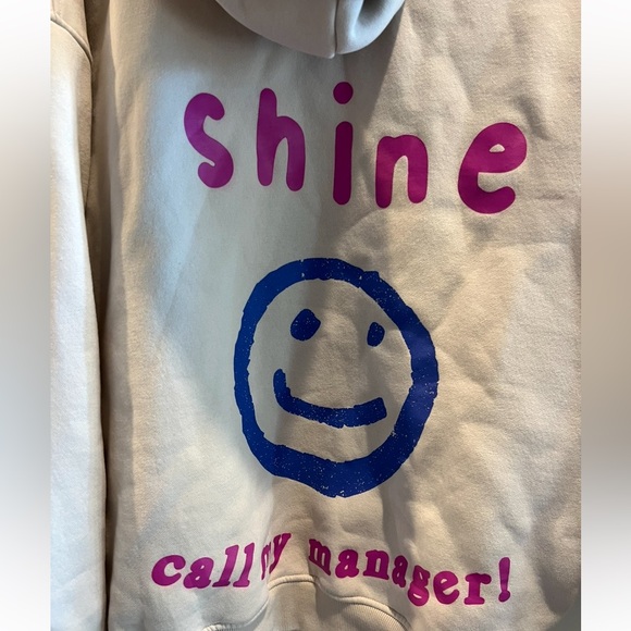 COZY HOODIE - Picture 4 of 10